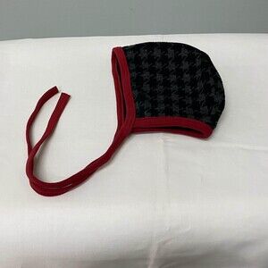 Medium 6-12 month bonnet pilot hat plaid warm. Emifaye